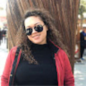 Meet your Posher, Caroline